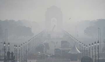 Delhi weather update: Minimum temperature settles at 9°C, AQI remains in 'poor' category