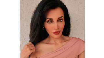 Flora Saini