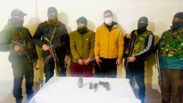 Srinagar, Srinagar news, Srinagar latest news, Srinagar news today, 2 militants arrested, Srinagar