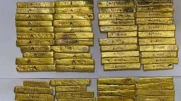 West Bengal: Smuggled gold, cash over Rs 1 crore seized from Howrah station; 1 held