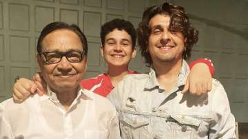 Sonu Nigam's father gets duped of Rs 72 lakh