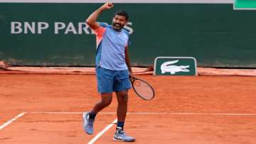 Rohan Bopanna in action