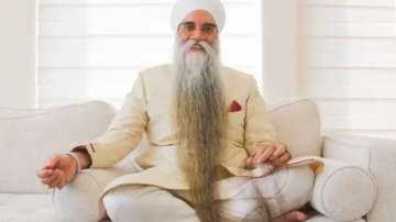 Sikh man breaks his own world record for longest beard