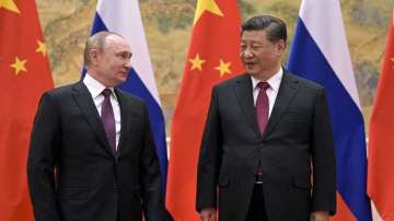 Russian President Vladimir Putin with Chinese counterpart Xi Jinping 