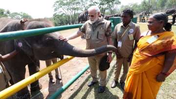 PM meets The Elephant Whisperers pair Bomman-Bellie