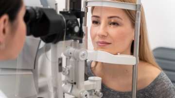 Is it safe for diabetics to undergo cataract surgery?