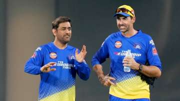 MS Dhoni and Stephen Fleming