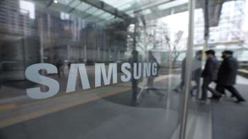 Samsung cuts pay hike, samsung freezes raises for board members, Samsung business news, Samsung sala
