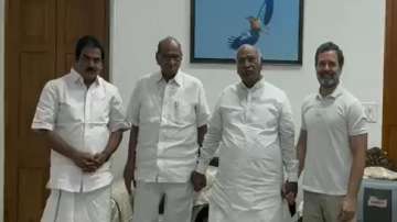 NCP supremo Sharad Pawar meets Mallikarjun Kharge, Rahul Gandhi in Delhi