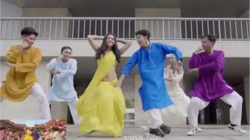 Indonesian duo recreates 'Show Me The Thumka' dance