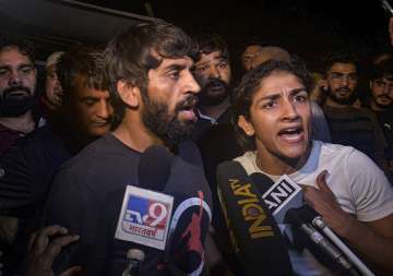 SC to agitating wrestlers Approach High Court first updates 