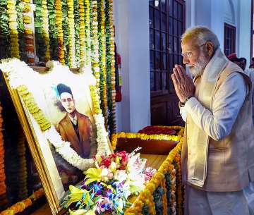  PM Modi pays tributes to Veer Savarkar