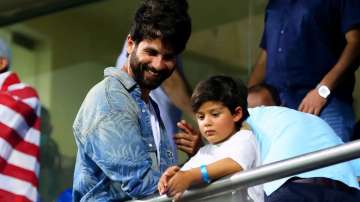Shahid Kapoor with son Zain watching match