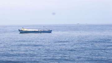 Chinese fishing boat capsized today, Chinese fishing boat capsizes, several missing after boat capsi