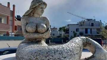 Curvy mermaid statue