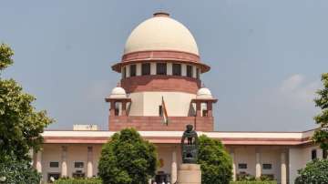 SC objects to Amit Shah, others making political statements on Karnataka Muslim quota issue