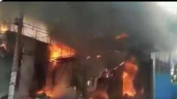 Gurugram fire, Fire in wine shop, foreign liquor worth Rs 4-5 crore gutted in gurugram fire, gurugra
