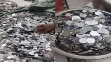 Coins, Jaipur court