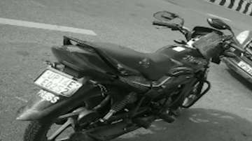 Uttar Pradesh: Two news channel employees killed after pickup van hits motorcycle in Noida
