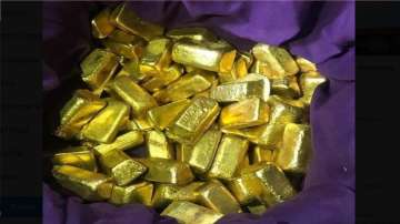 The customs officials detected gold at the airport