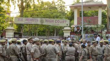 Lucknow court firing, gangster Sanjeev Maheshwari Jeeva shot dead, Sanjeev Maheshwari Jeeva dead in 