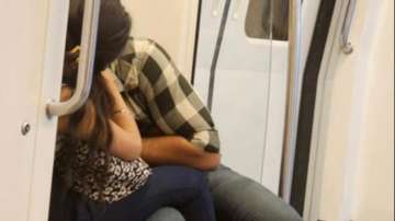 PDA in Delhi metro