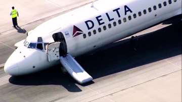 Delta flight that landed without extending the front gear