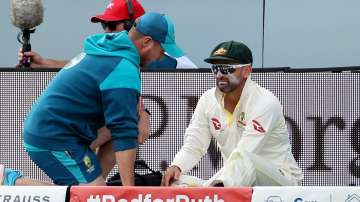 Nathan Lyon pulled up sore shortly after tea sending chills down the spine of the Australian team and the fans