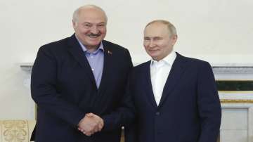 Belarusian President Alexander Lukashenko with his Russian counterpart Vladimir Putin