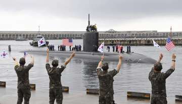 US submarine arrives in South Korea