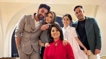 Neetu Kapoor with her family