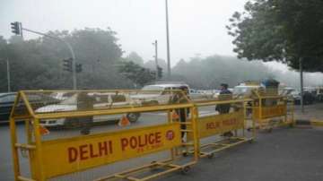 Delhi Man dies of electrocution, man dead due to electric shock at restaurant, man dies in Preet Vih