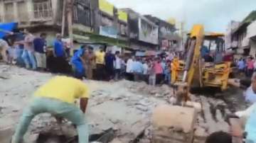 building collapsed in Junagadh