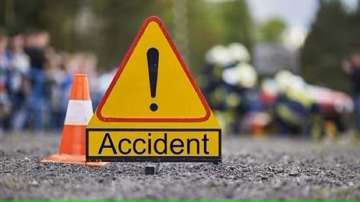 Agra road accident