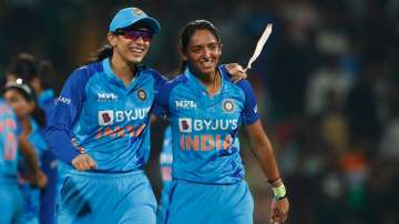 Smriti Mandhana and Harmanpreet Kaur