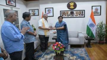 CPM delegation meets Manipur Governor Anusuiya Uikey