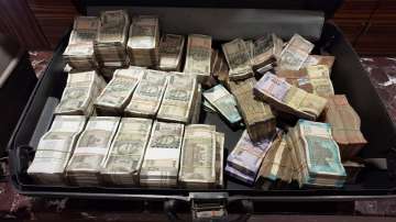 ED seizes Rs 25.8 crore following raids in Maharashtra in money laundering case