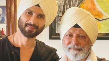 Shahid Kapoor poses with father Pankaj Kapur