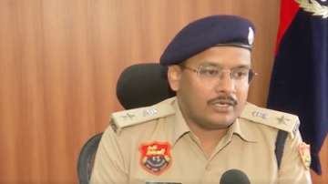 Nuh SP Varun Singla transferred to Bhiwani, Nuh violence, Haryana violence latest updates, Nuh SP Va