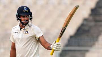 Manoj Tiwary batting for Bengal