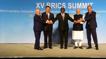 BRICS leaders pose for family photograph