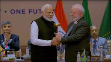 PM Modi with Brazilian President Lula da Silva at the final session of the G20 Summit.