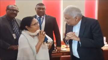 West Bengal CM Mamata Banerjee with Sri Lankan President Ranil Wickremesinghe.