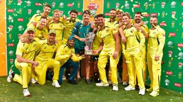 Australia players pose after winning the T20I series vs South Africa 