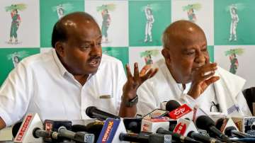 JDS leaders HD Deve Gowda and HD Kumaraswamy