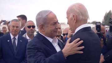 Israeli PM Benjamin Netanyahu welcomes US President Joe Biden as he lands in Tel Aviv. 