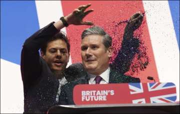 UK: Protester throws glitter at Labour Party leader Keir Starmer