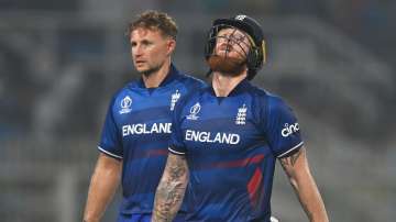 Joe Root and Ben Stokes vs Pakistan at Eden Gardens on November 11