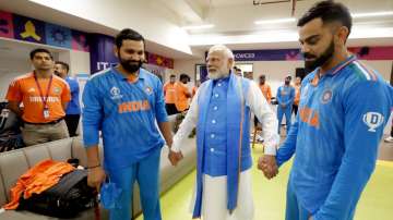 PM Modi with Rohit Sharma and Virat Kohli.