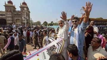 Karnataka Chief Minister Siddaramaiah with the Deputy Chief Minister DK Shivakumar